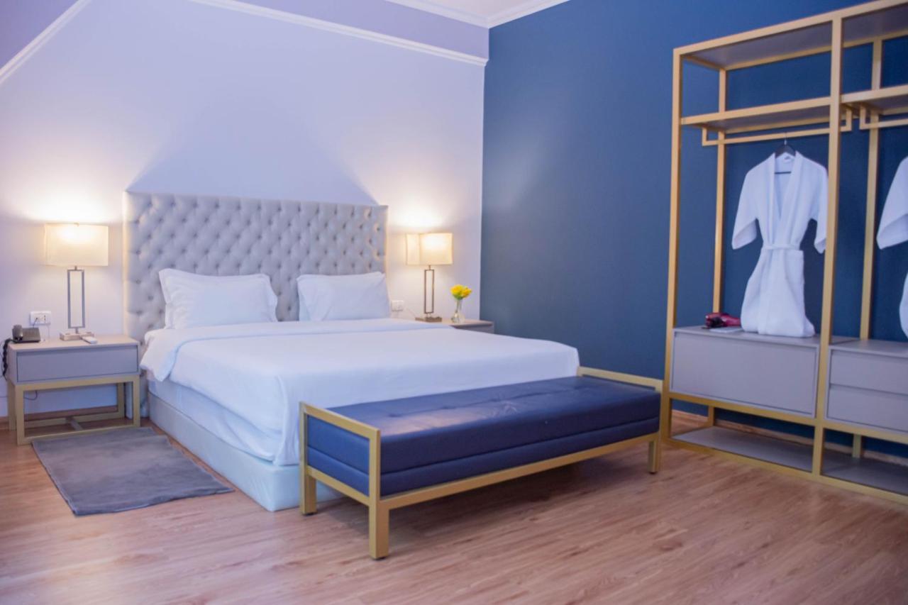 Bisinii Boutique Hotel 埃斯特城 外观 照片