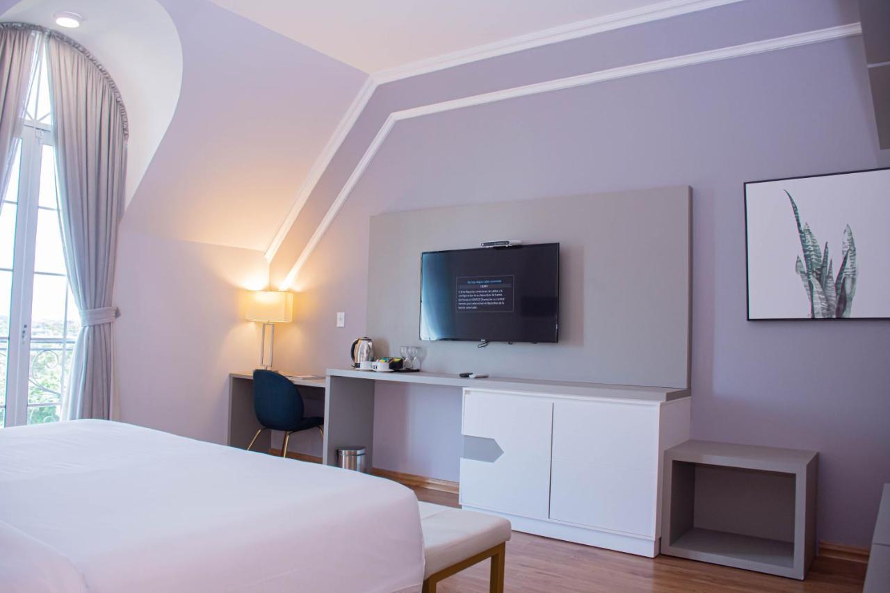 Bisinii Boutique Hotel 埃斯特城 外观 照片