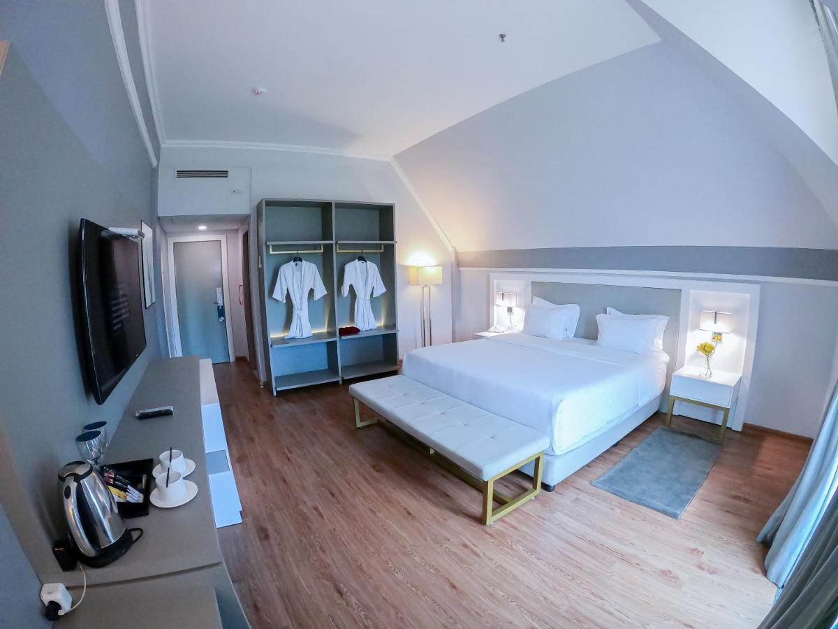 Bisinii Boutique Hotel 埃斯特城 外观 照片