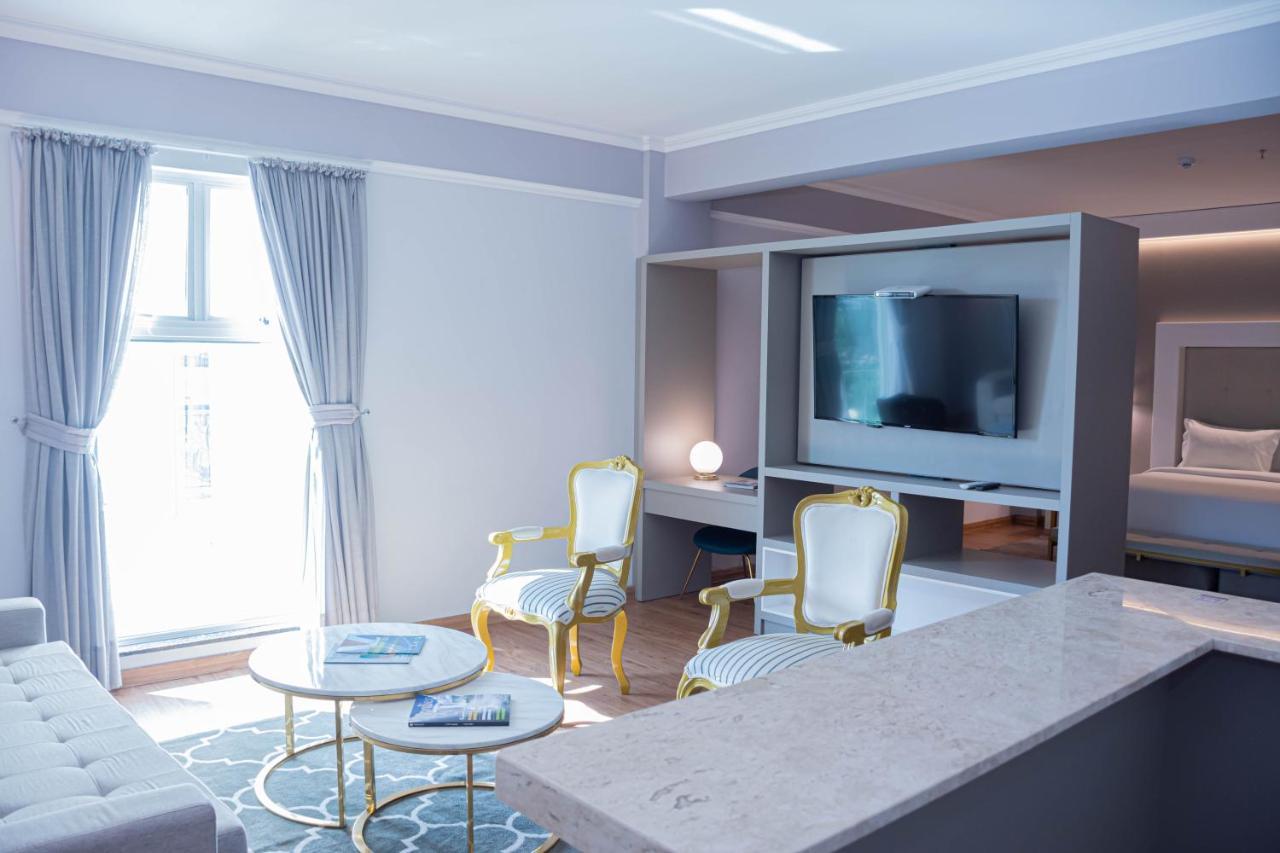 Bisinii Boutique Hotel 埃斯特城 外观 照片